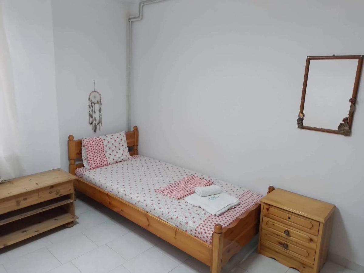 Kamari Holiday home